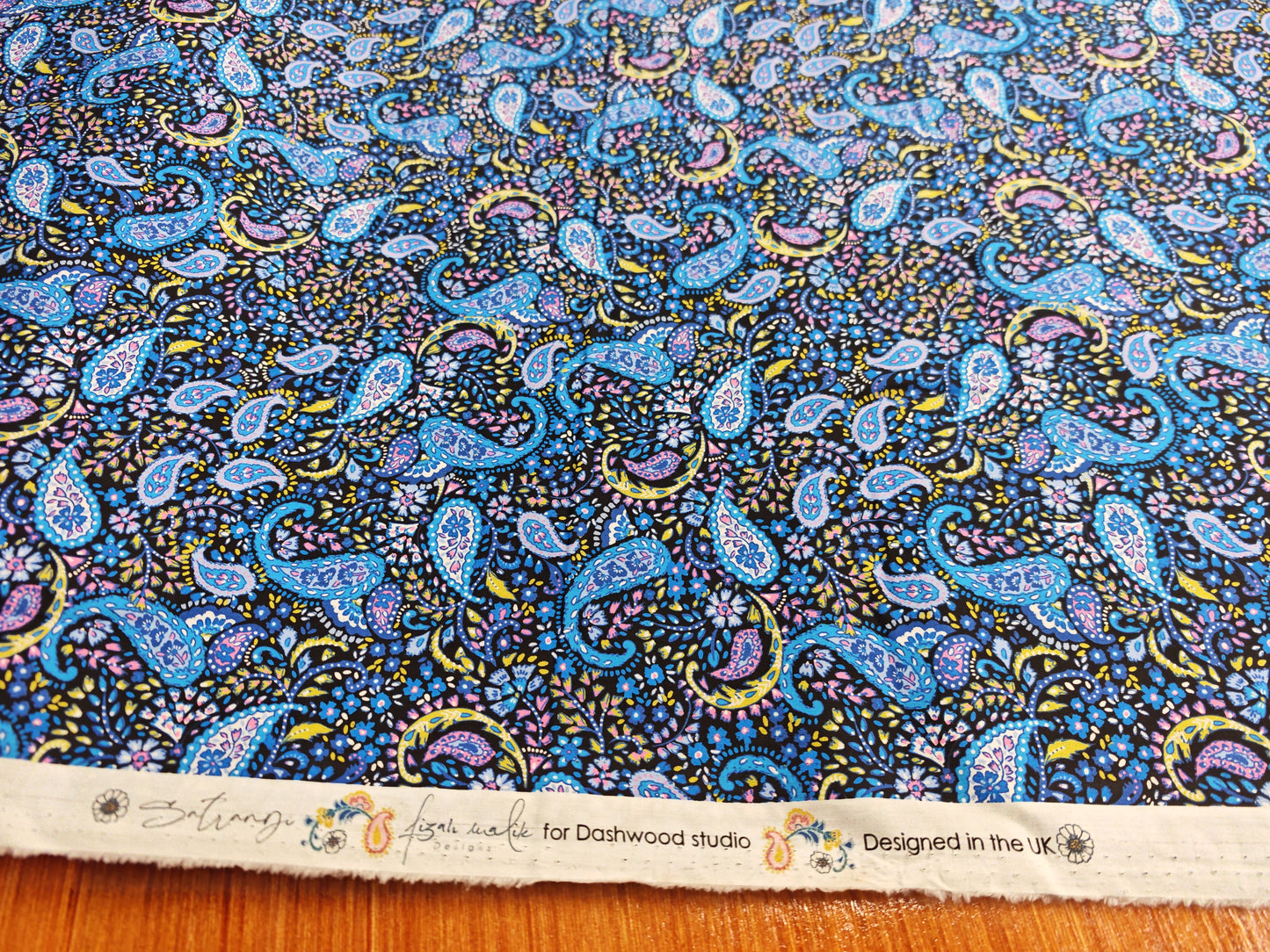 SUMMER PAISLEY – DASHWOOD STUDIO EGYPTIAN GIZA COTTON FABRIC – 146cm WIDE