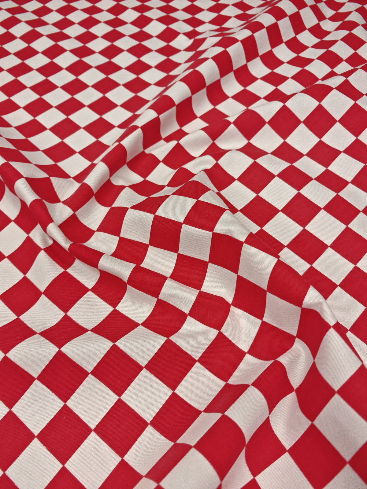 RACING RED – RED & WHITE CHECKERBOARD POLYCOTTON FABRIC – 150cm WIDE
