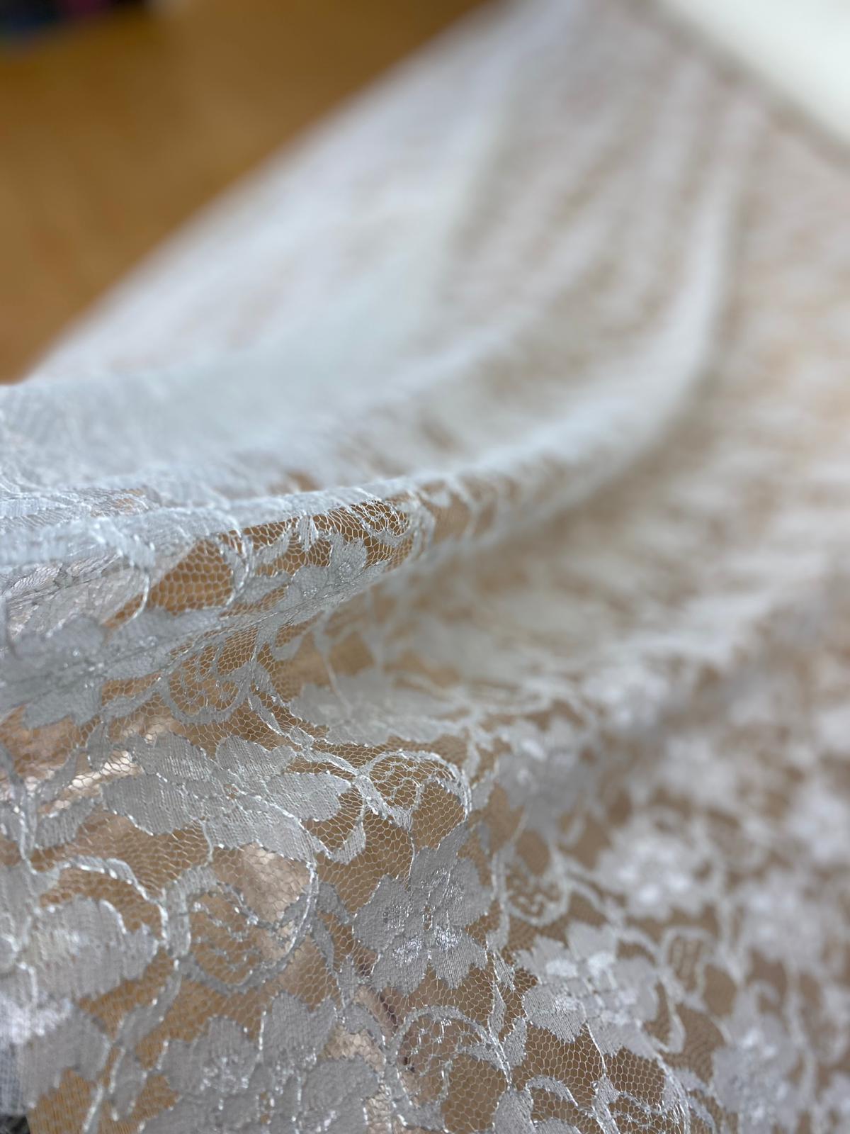 Ivory Floral Lace – 143cm / 56" – Polyester Lace – 3m Piece