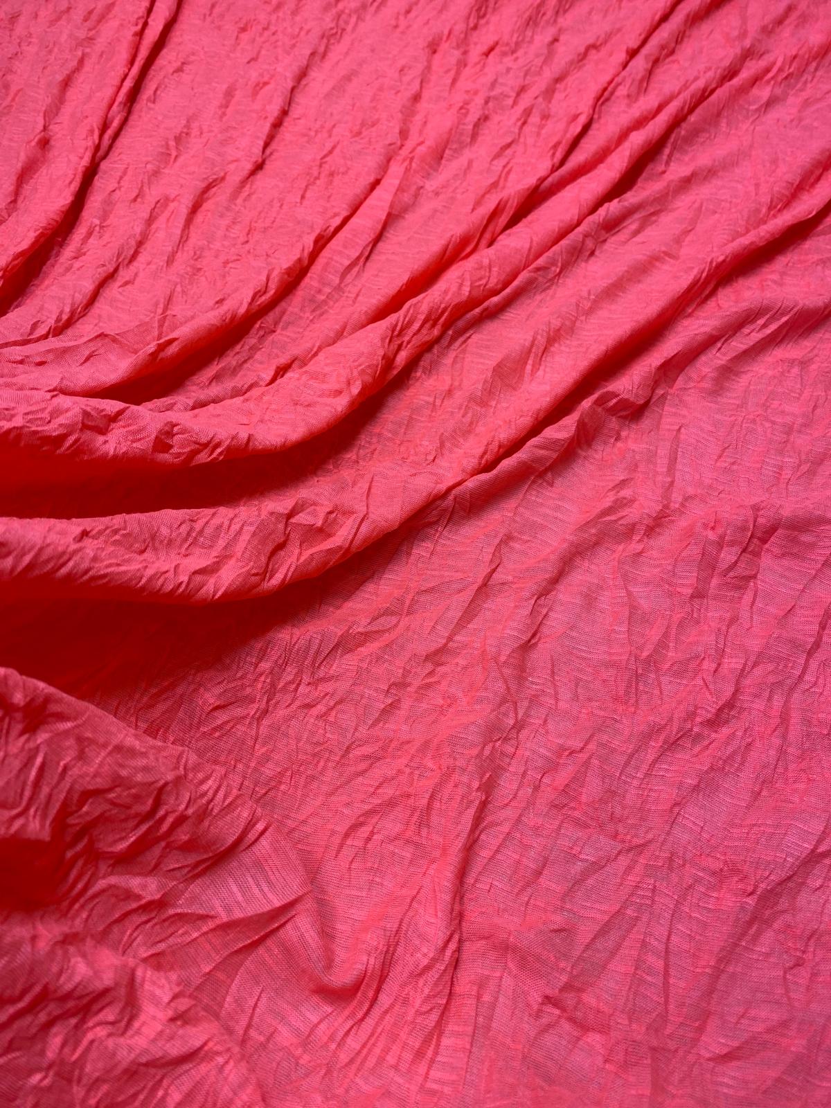 CRINKLY CORAL – 135cm WIDE - LIKELY POLYESTER - 3 METRE PIECE