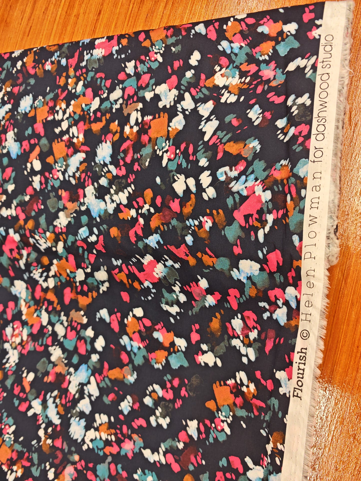 WILD BRUSHSTROKES – EGYPTIAN GIZA COTTON FABRIC – 146cm WIDE
