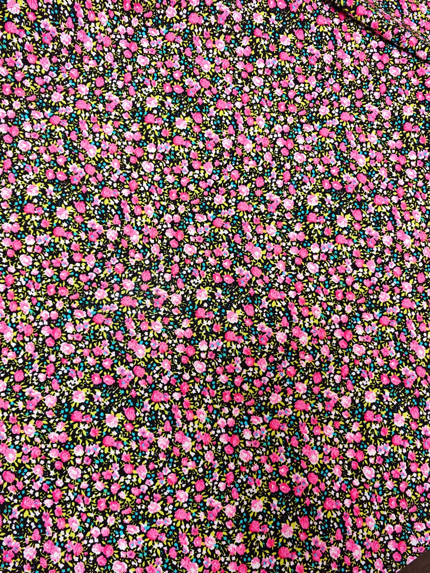 Midnight Meadow Viscose Fabric – 142cm / 56" – 100% Viscose – 3m Piece