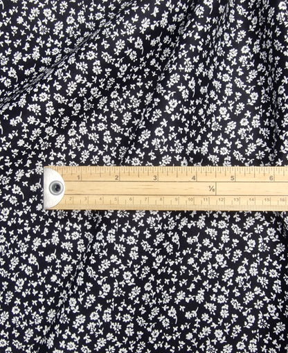 Small White Flowers Cotton Poplin - 142cm / 56" - 100% Cotton - 3m Piece