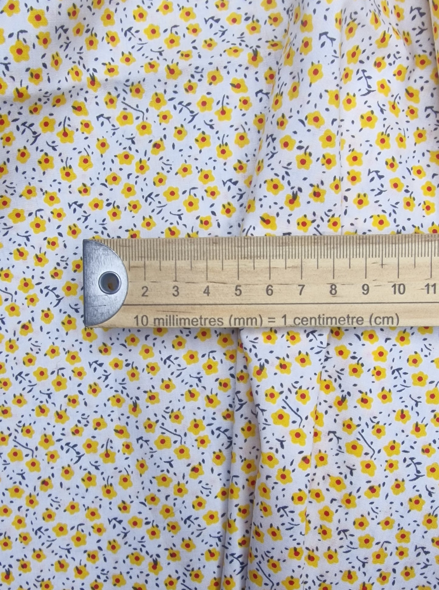 Ditsy Flower Cotton Poplin - 142cm / 56" - 100% Cotton - 3m Piece (3 Colourways)