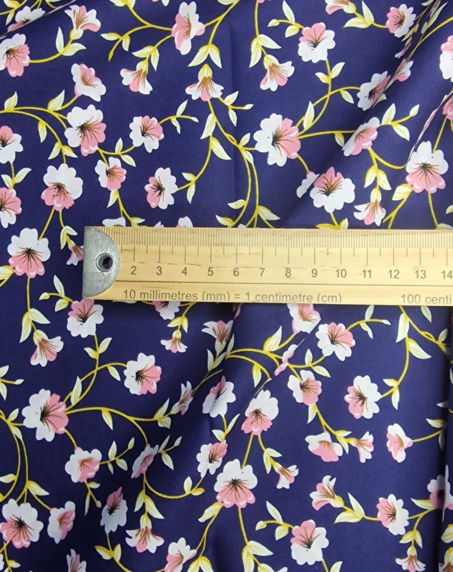 Trailing Blossom Cotton Poplin (2 Colourways) – 142cm / 56" – 100% Cotton – 3m Piece