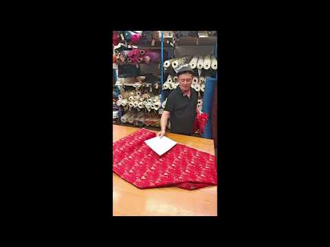 METALLIC CHRISTMAS TREES – RED – 100% COTTON FABRIC – 136cm WIDE