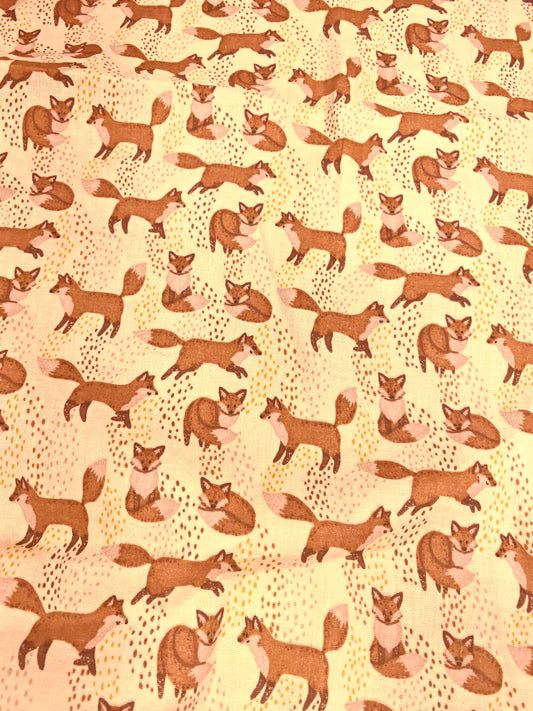 WOODLAND FOXES – PRINTED VISCOSE FABRIC – 143cm WIDE