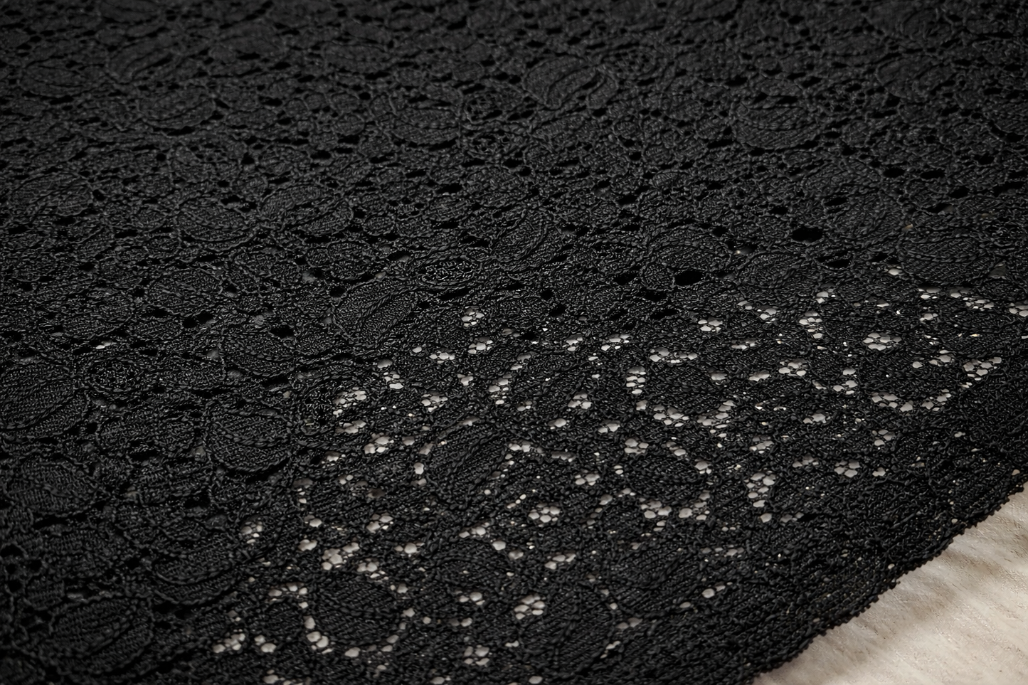 Japanese Black Lace – 110cm Wide – Cotton/Nylon – (3 Metre Piece)