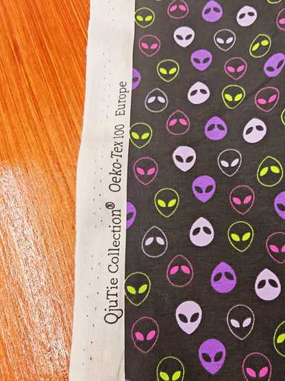 ALIEN FACES – COTTON JERSEY – 152cm WIDE– COTTON WITH ELASTANE