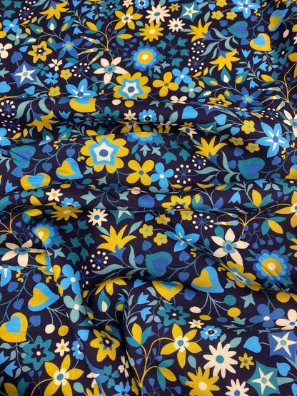 TAPESTRY MIDNIGHT FLORAL – SHOLTO DRUMLANRIG – RAYON FABRIC – 142cm WIDE