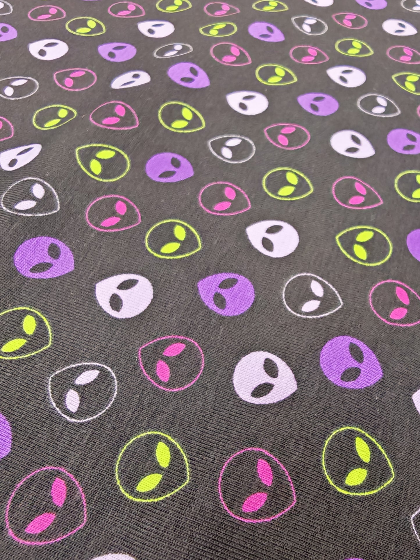 ALIEN FACES – COTTON JERSEY – 152cm WIDE– COTTON WITH ELASTANE