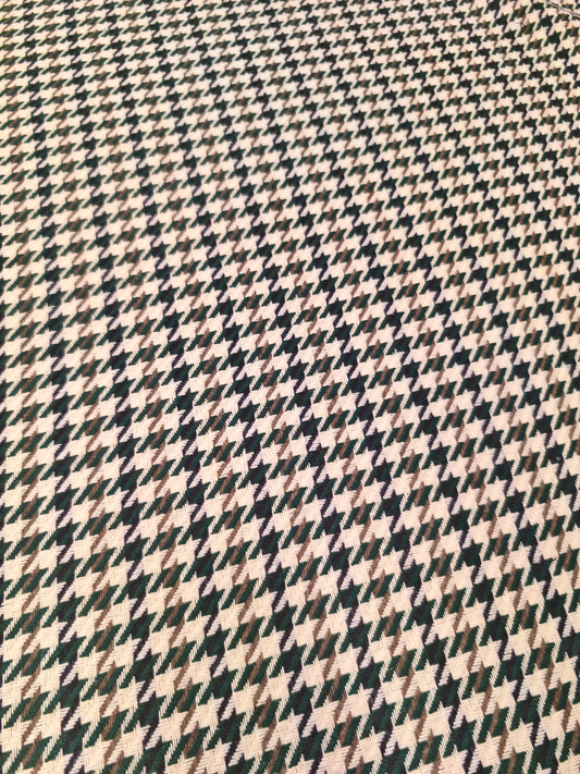 HOUNDSTOOTH – HEAVYWEIGHT WOOL MIX FABRIC – 80% POLYESTER / 20% WOOL – 151cm WIDE