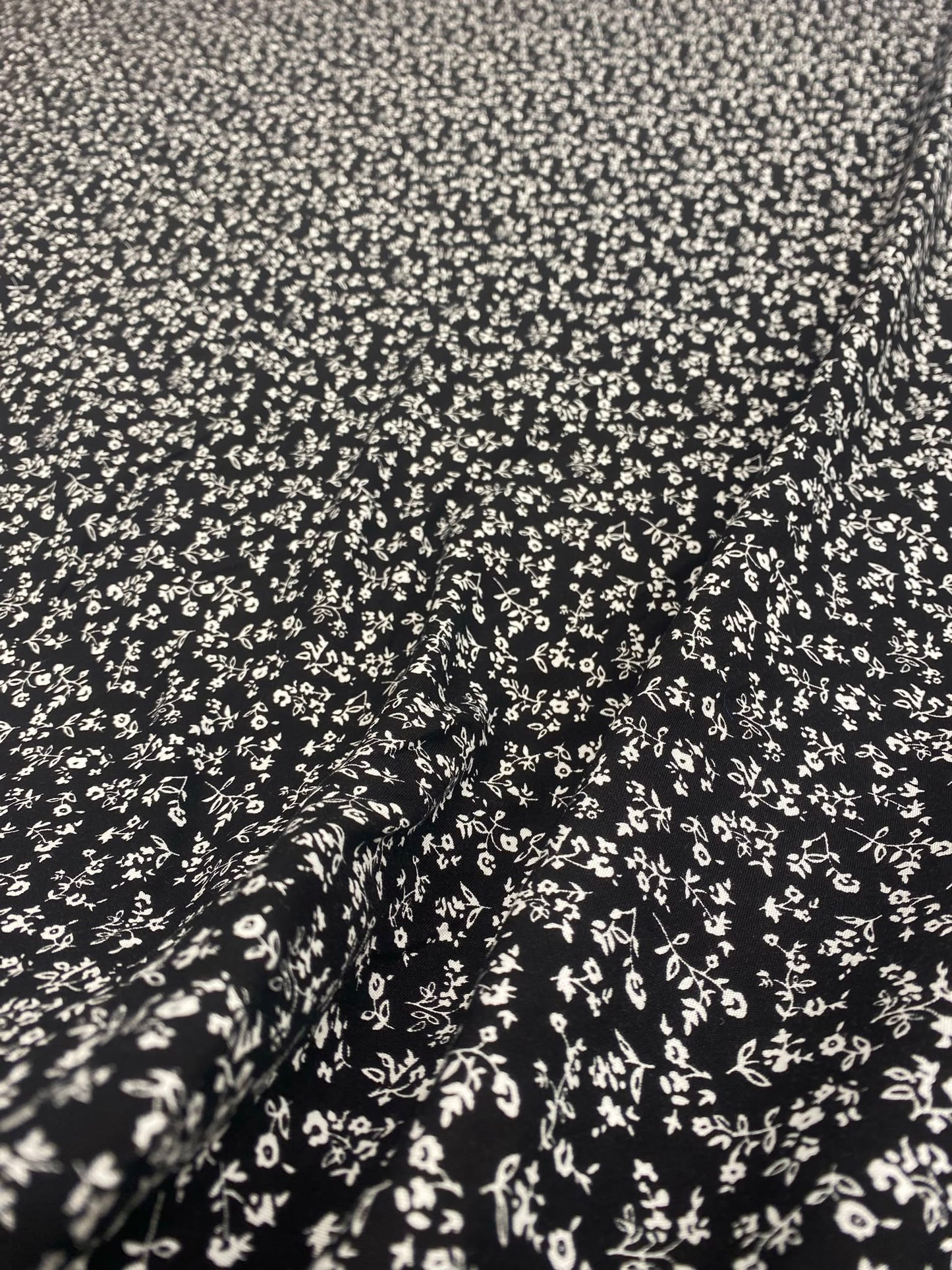 MIDNIGHT MEADOW – BLACK & WHITE FLORAL – 100% VISCOSE FABRIC – 145cm WIDE