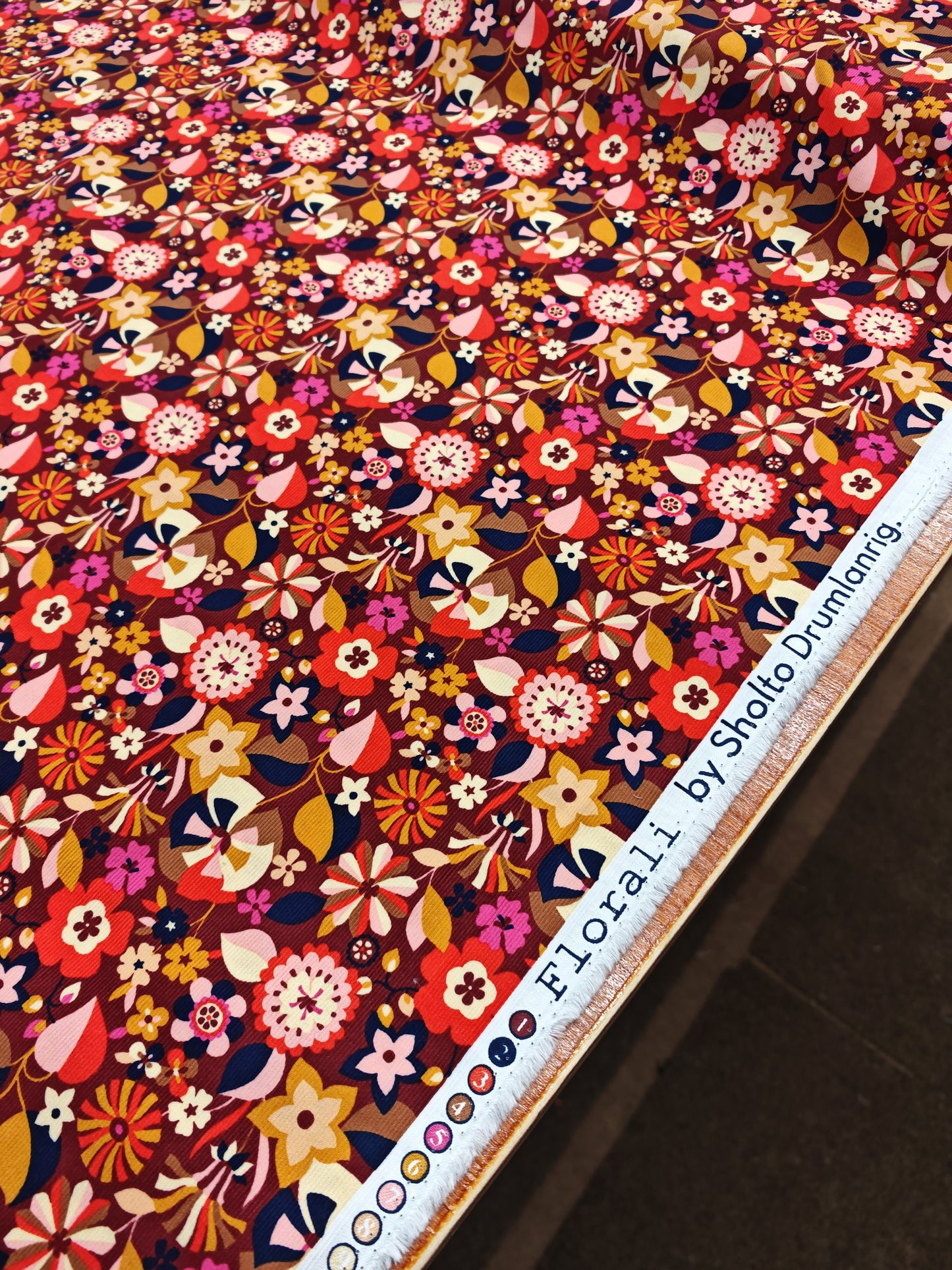 BERRY BLOSSOM PARADE – DASHWOOD STUDIO FLORALI – 100% COTTON BABY CORDUROY – 146cm WIDE
