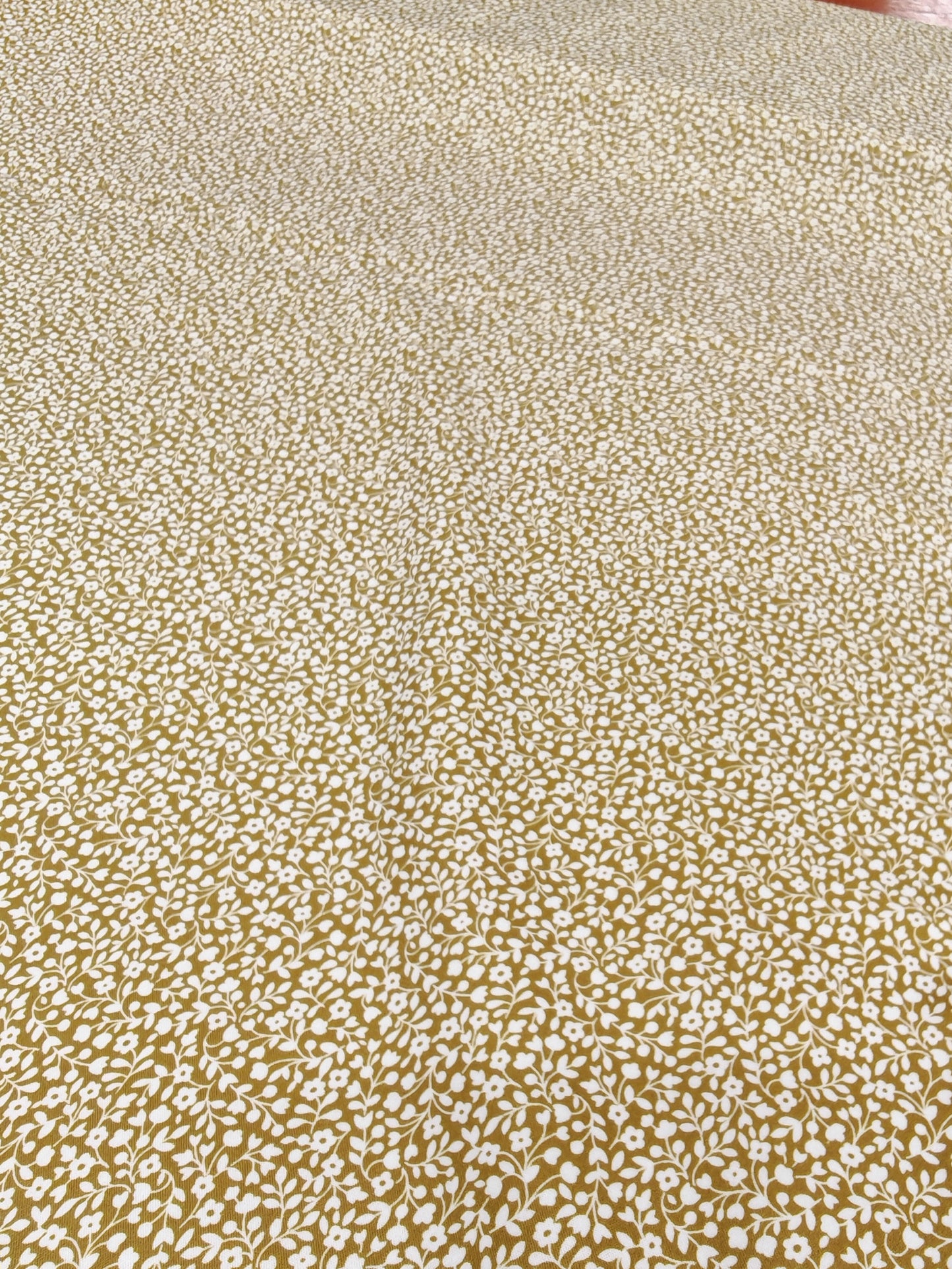 OLIVE MEADOW DITSY – 100% COTTON FABRIC – 148cm WIDE