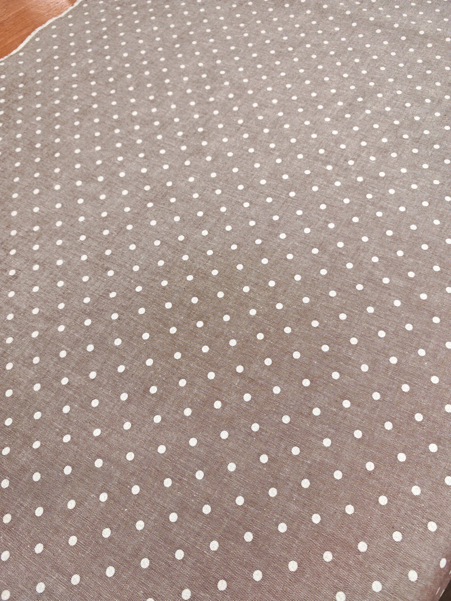 CLASSIC PINSPOT COTTON – NATURAL & WHITE – 100% COTTON FABRIC – 160cm WIDE
