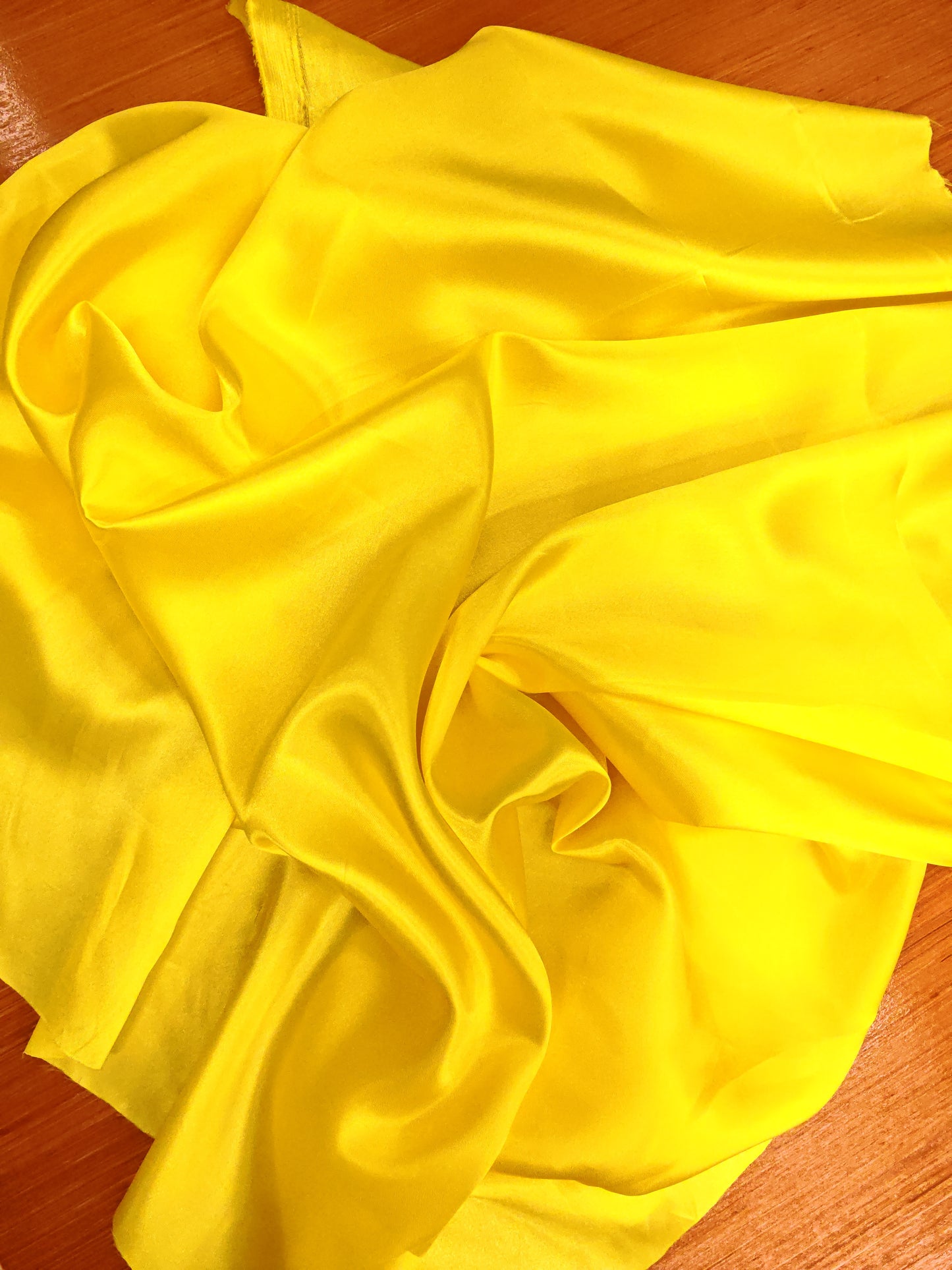 Polyester Satin – 147cm / 58" (8 Colourways)