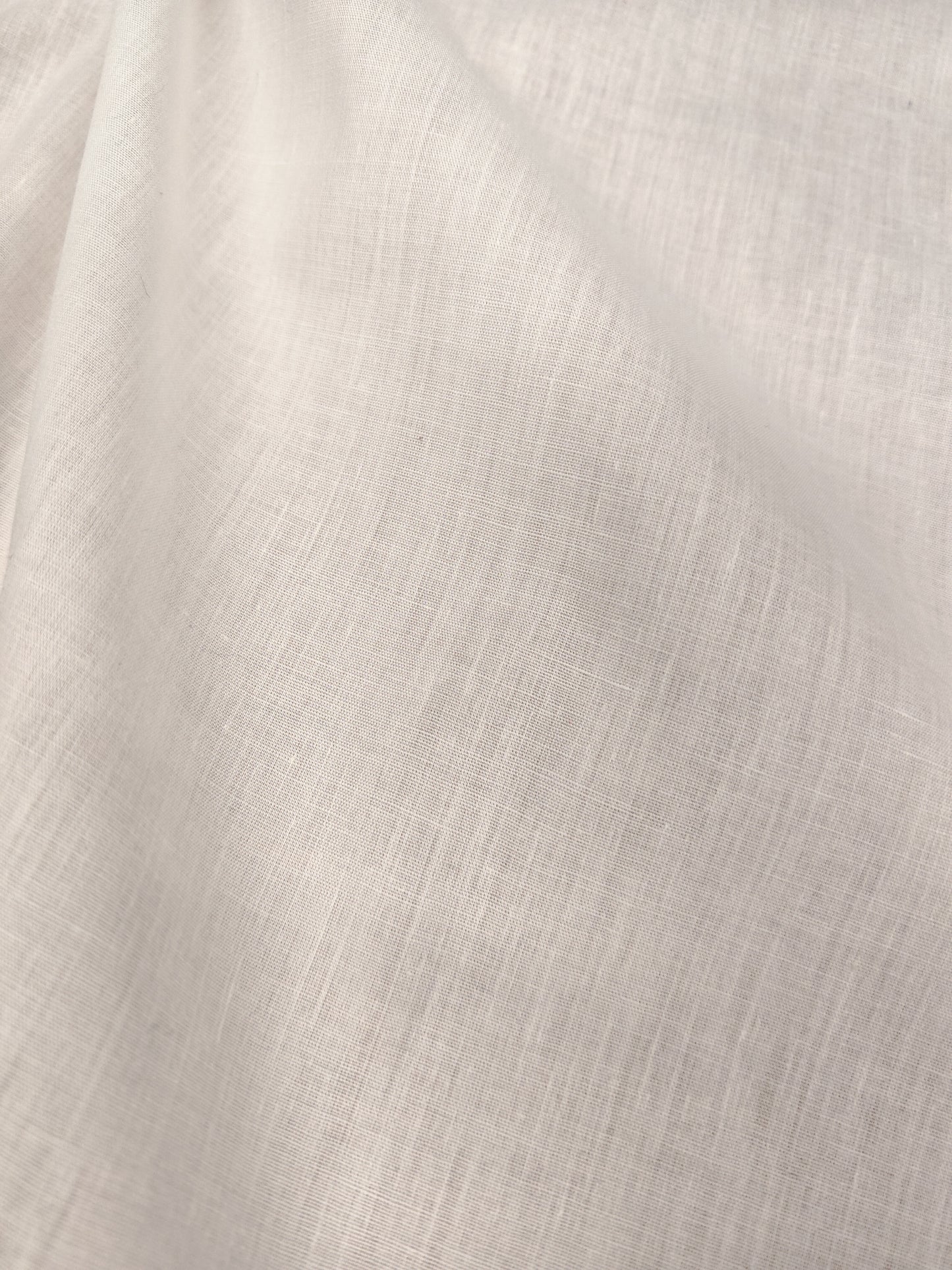 SUPERIOR POPLIN BROADCLOTH – 35% COTTON 65% POLYESTER FABRIC – 112cm WIDE (8 COLOURWAYS)