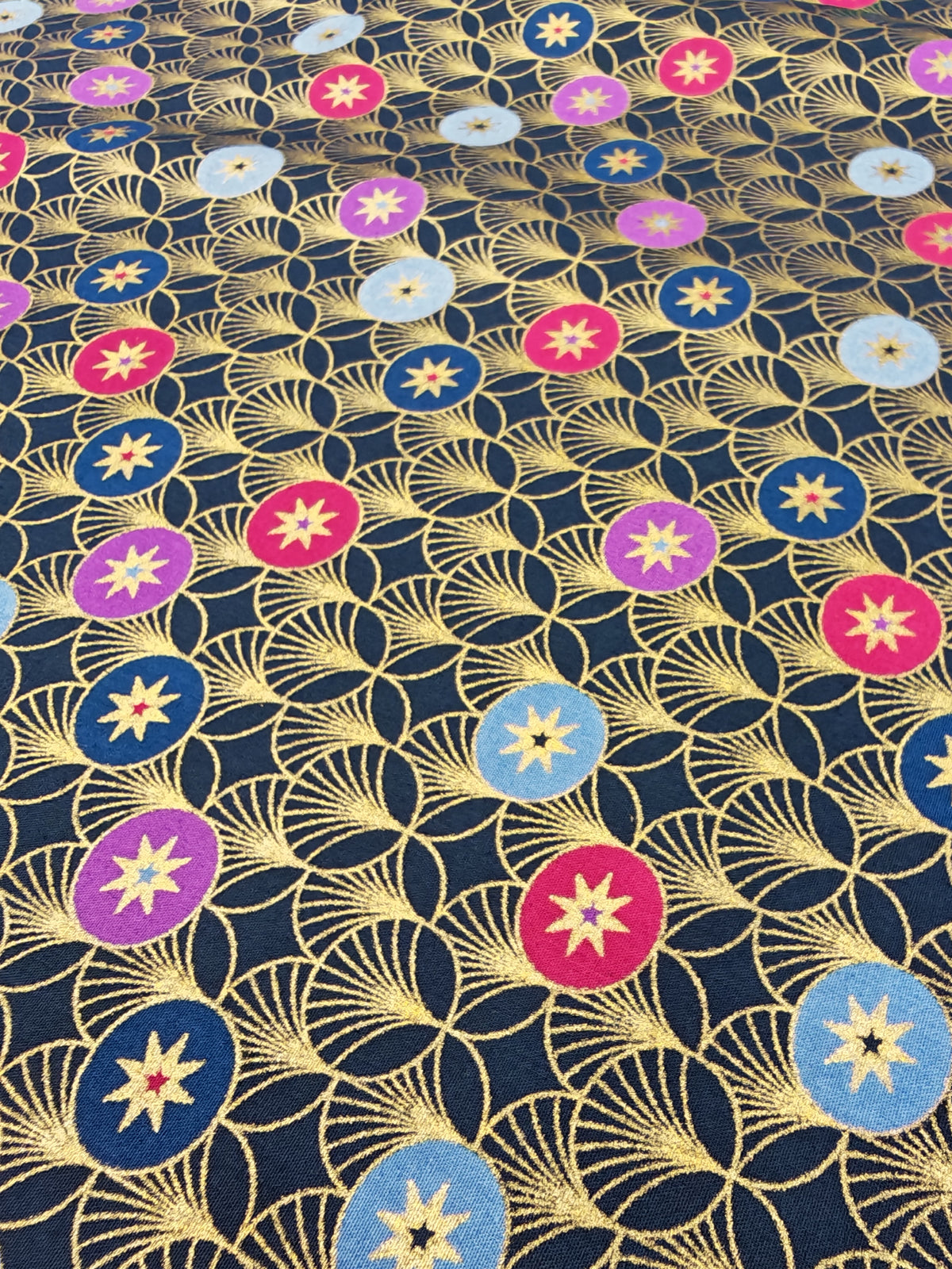 CONTEMPORARY CHRISTMAS ART DECO – 100% COTTON FABRIC – 147cm WIDE