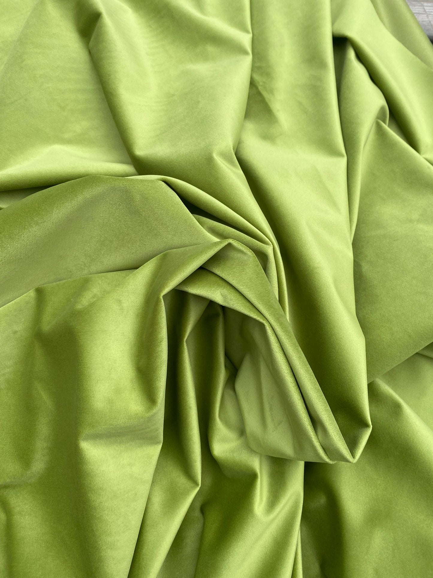 Super Velvet Plush – 148cm / 58" – 100% Polyester (7 Colourways)