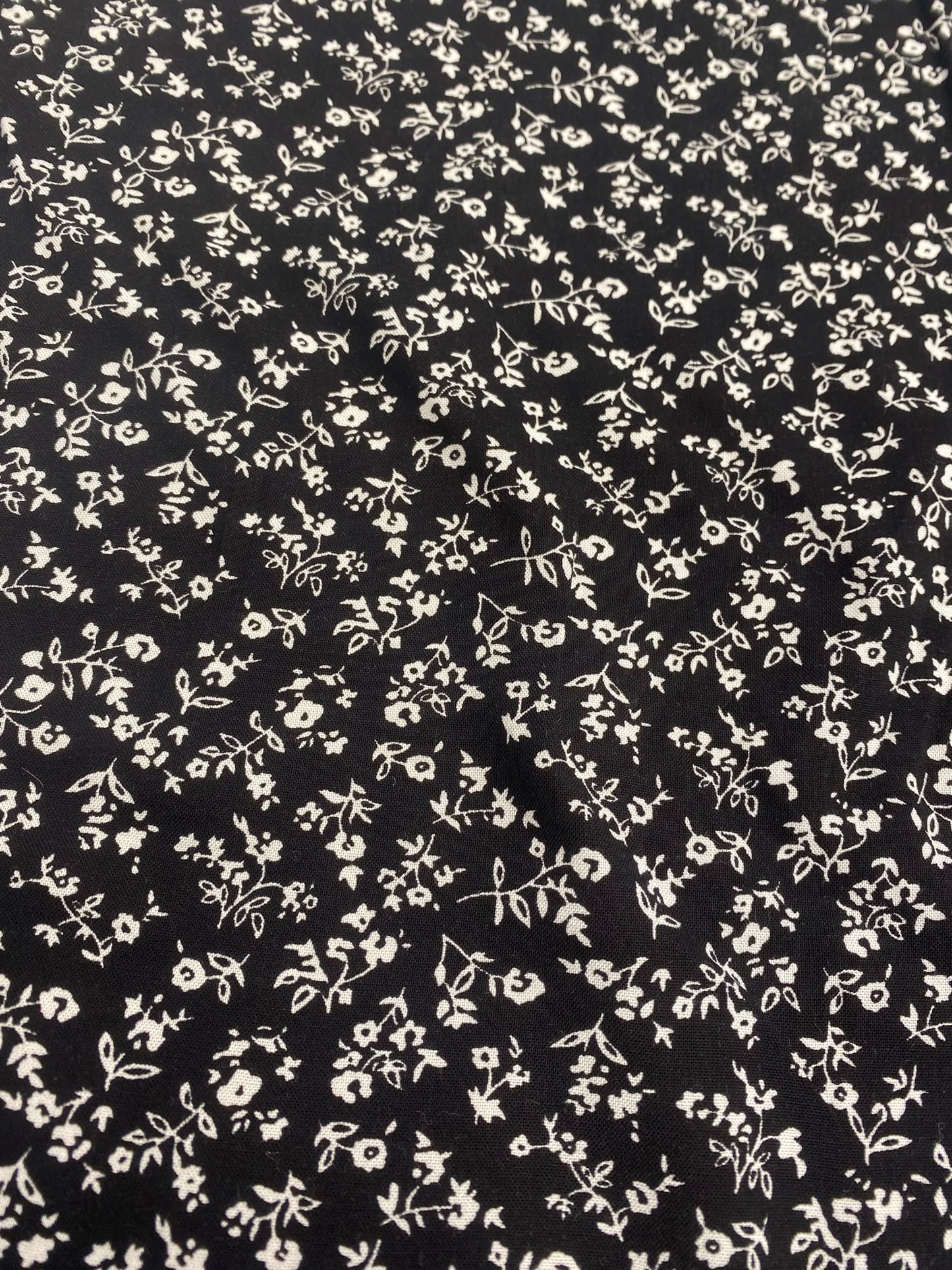 MIDNIGHT MEADOW – BLACK & WHITE FLORAL – 100% VISCOSE FABRIC – 145cm WIDE