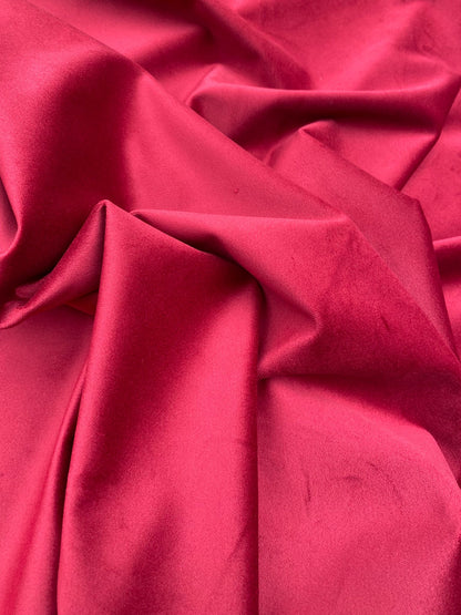 Super Velvet Plush – 148cm / 58" – 100% Polyester (7 Colourways)