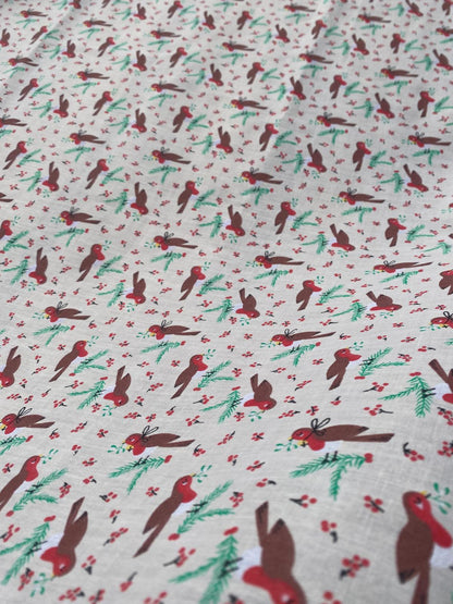 CHRISTMAS ROBINS – POLYCOTTON FABRIC – 114cm WIDE (2 COLOURWAYS)
