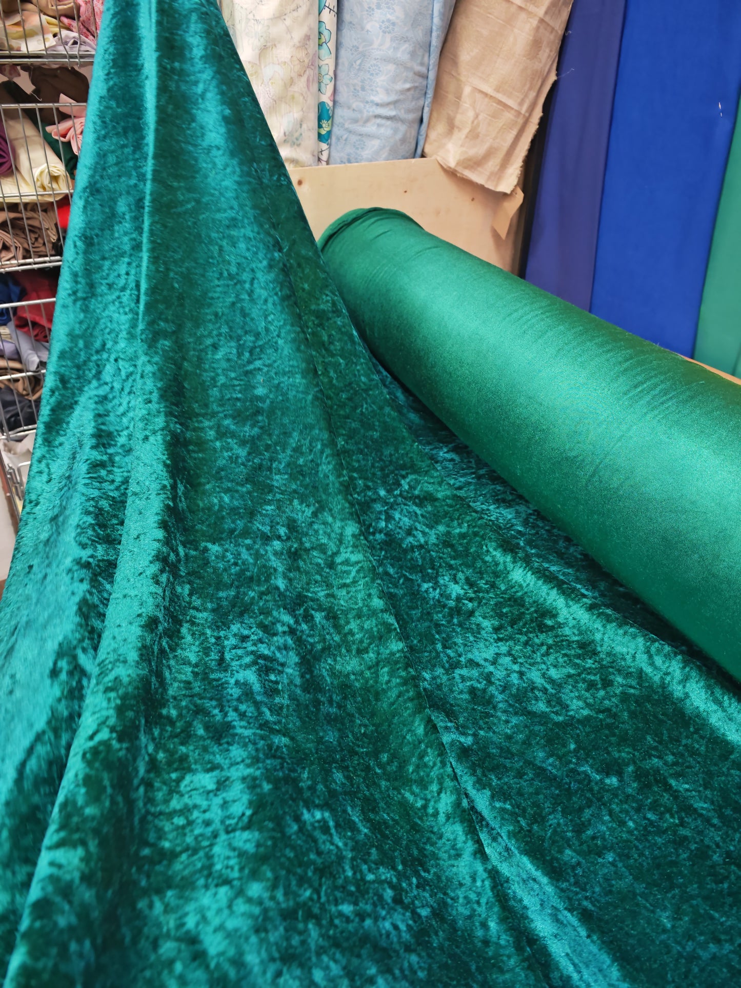 Two-Way Stretch Velour – Green/Turquoise, 3m Pieces (157cm)