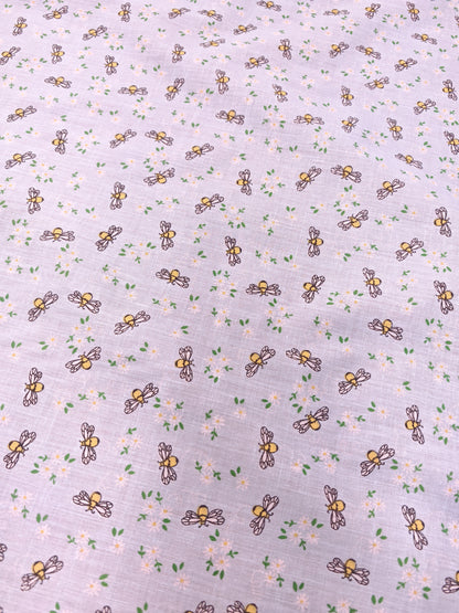 MINI BEES – POLYCOTTON PRINT FABRIC – 2 COLOURWAYS – 112–115cm WIDE