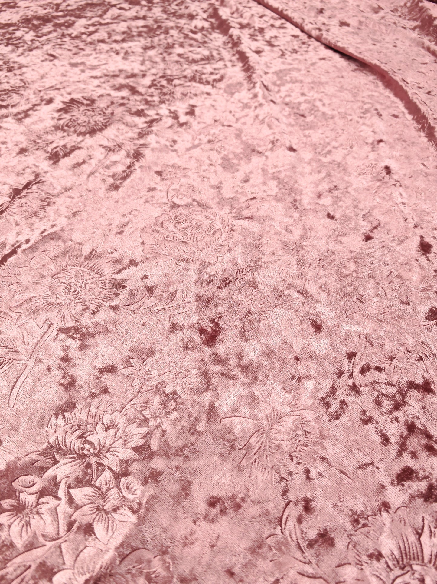 PINK EMBOSSED FLORAL STRETCH VELOUR FABRIC – DUSKY PINK ROSE DESIGN – 164cm WIDE