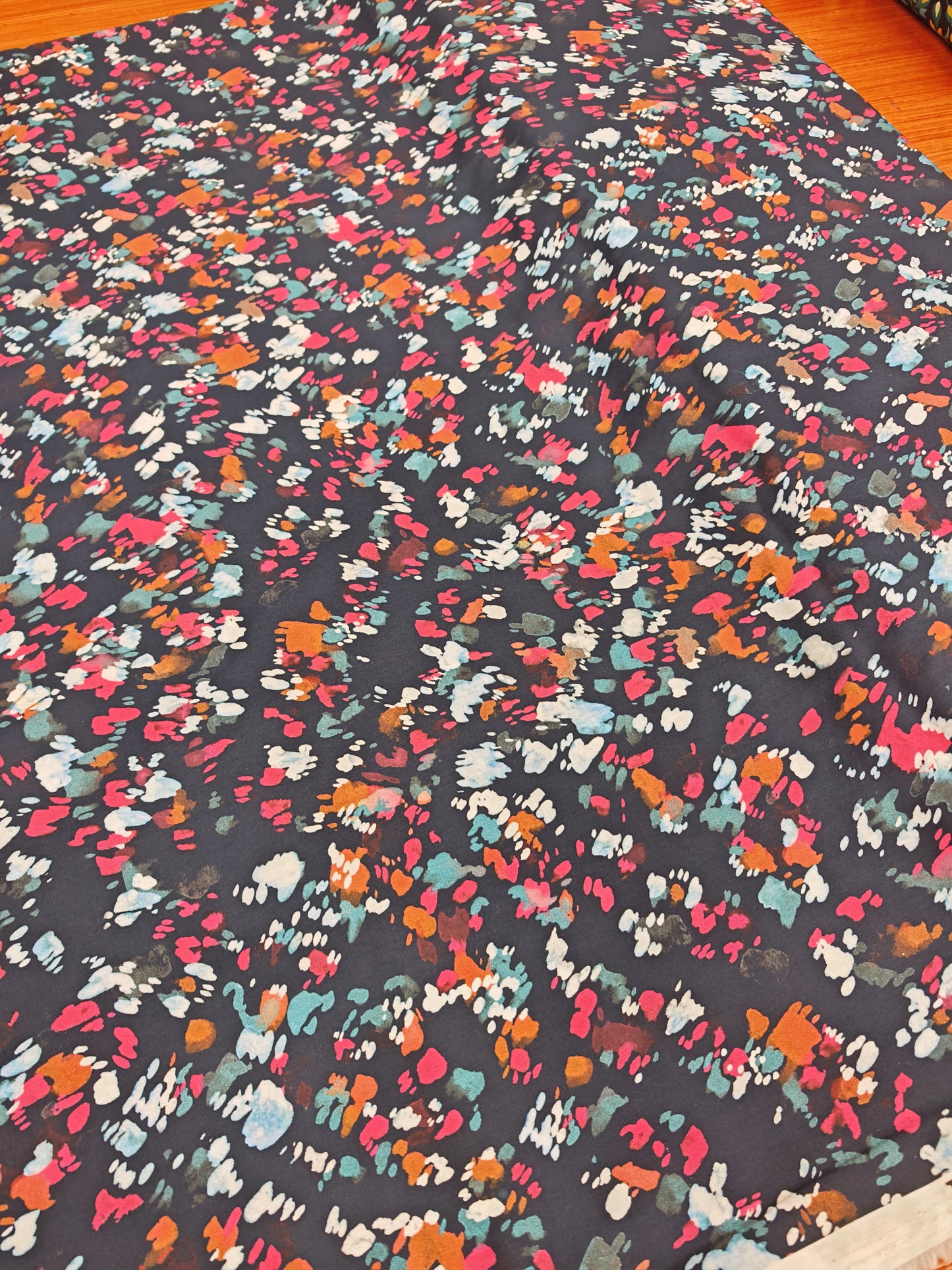 WILD BRUSHSTROKES – EGYPTIAN GIZA COTTON FABRIC – 146cm WIDE
