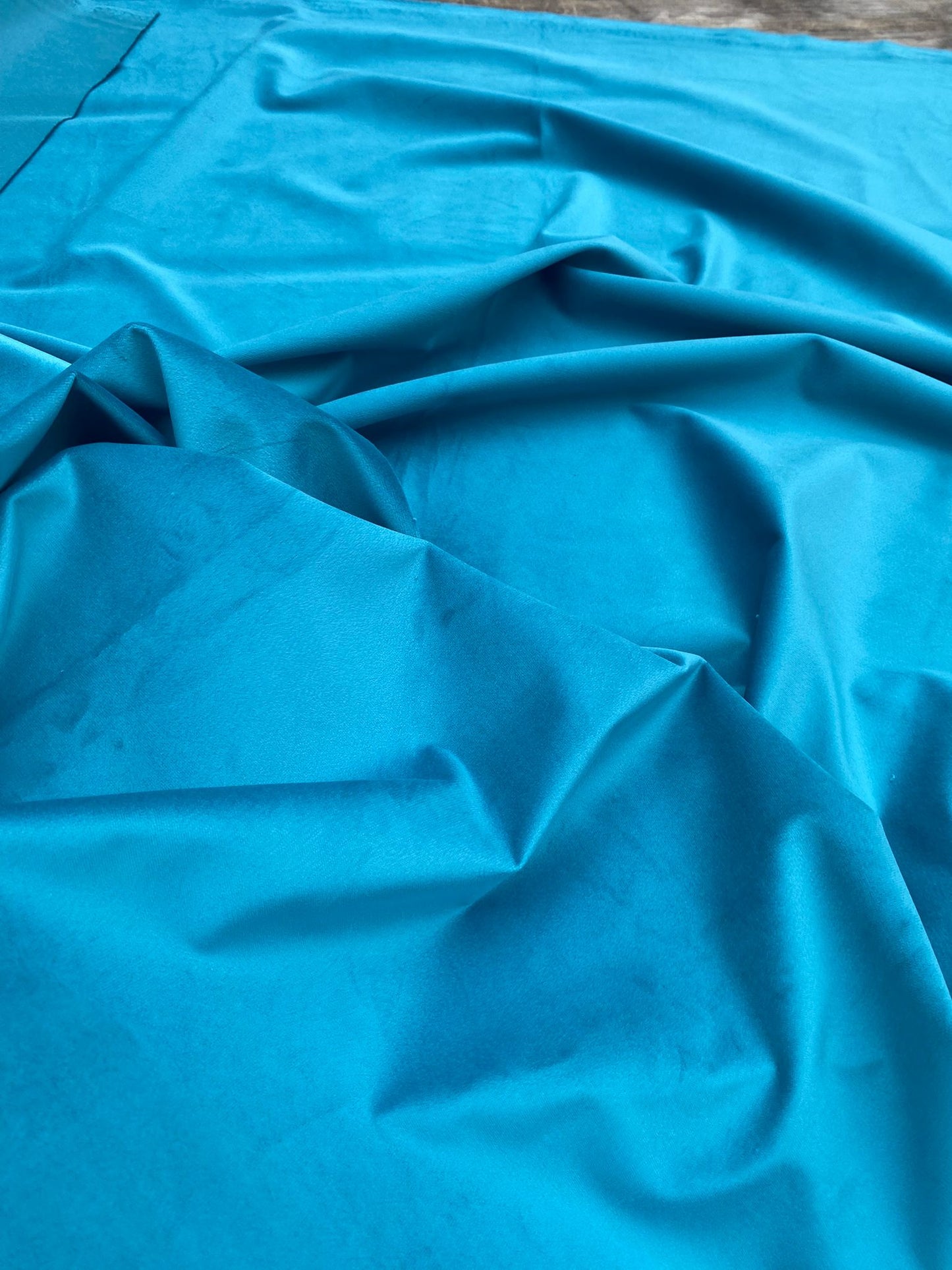 Super Velvet Plush – 148cm / 58" – 100% Polyester (7 Colourways)