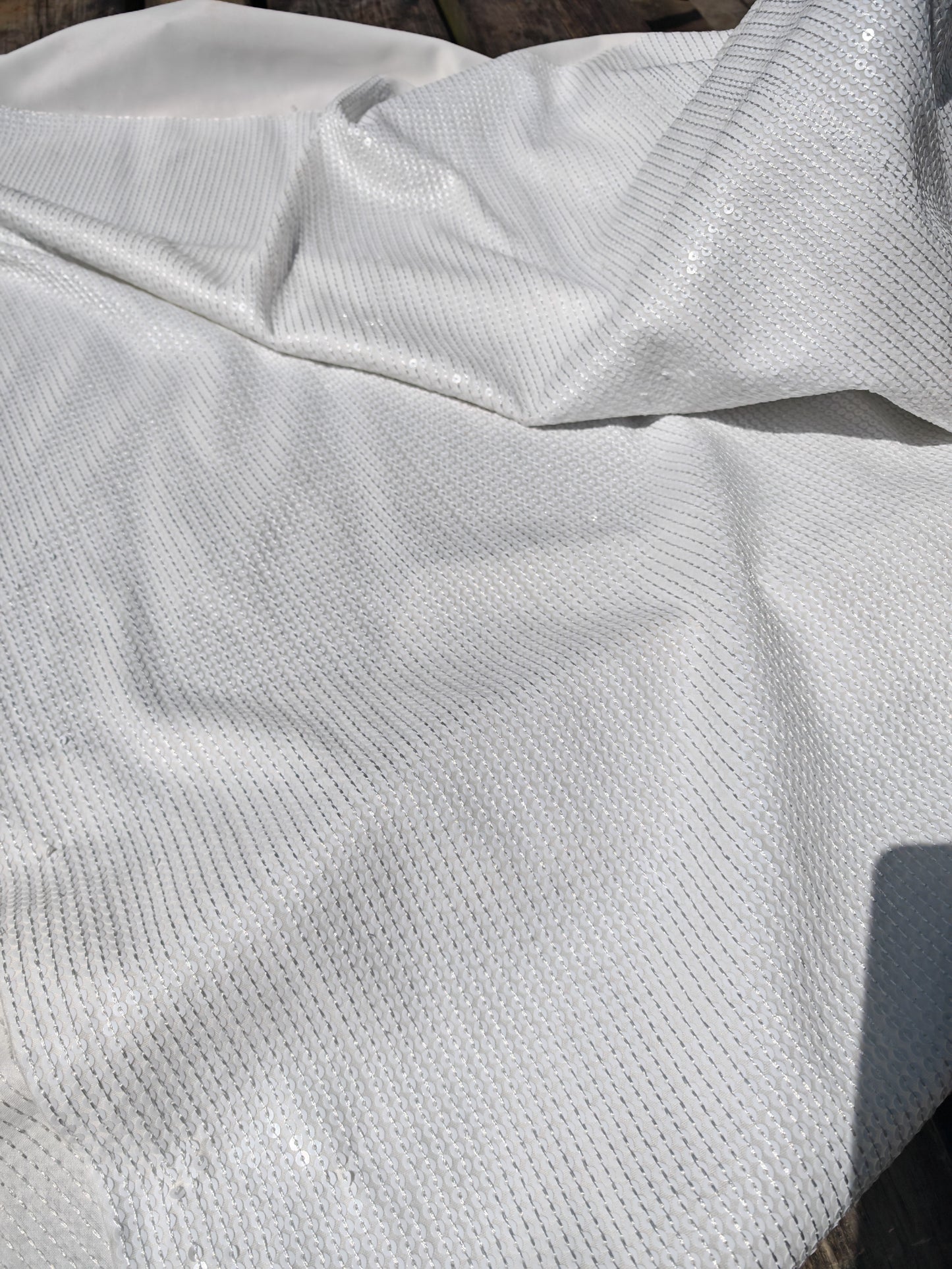 WHITE SEQUIN STRETCH JERSEY FABRIC – 152cm WIDE