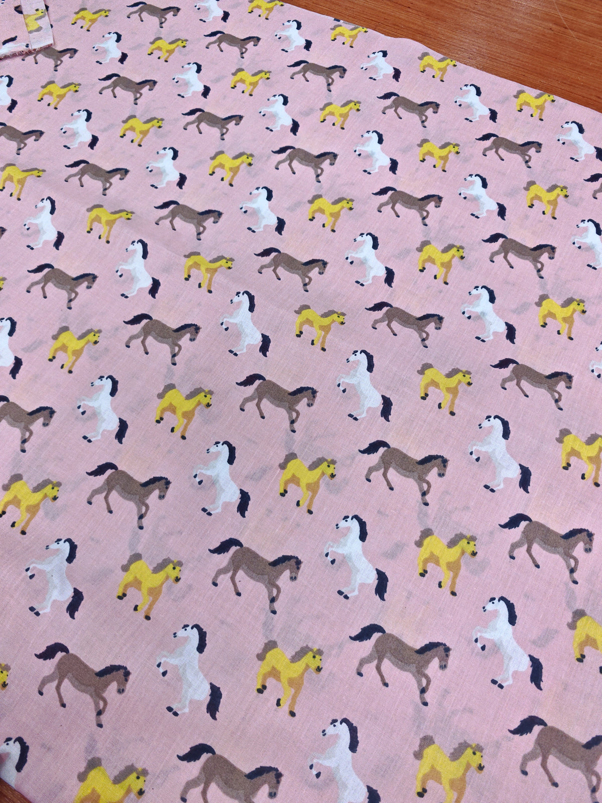 HORSES POLYCOTTON FABRIC – 4 COLOURWAYS – 112–114cm WIDE