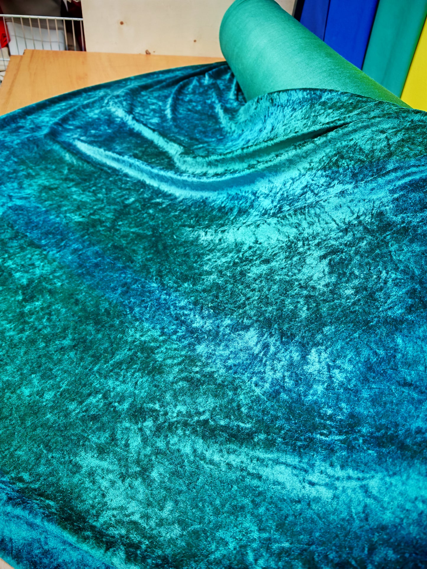 Two-Way Stretch Velour – Green/Turquoise, 3m Pieces (157cm)