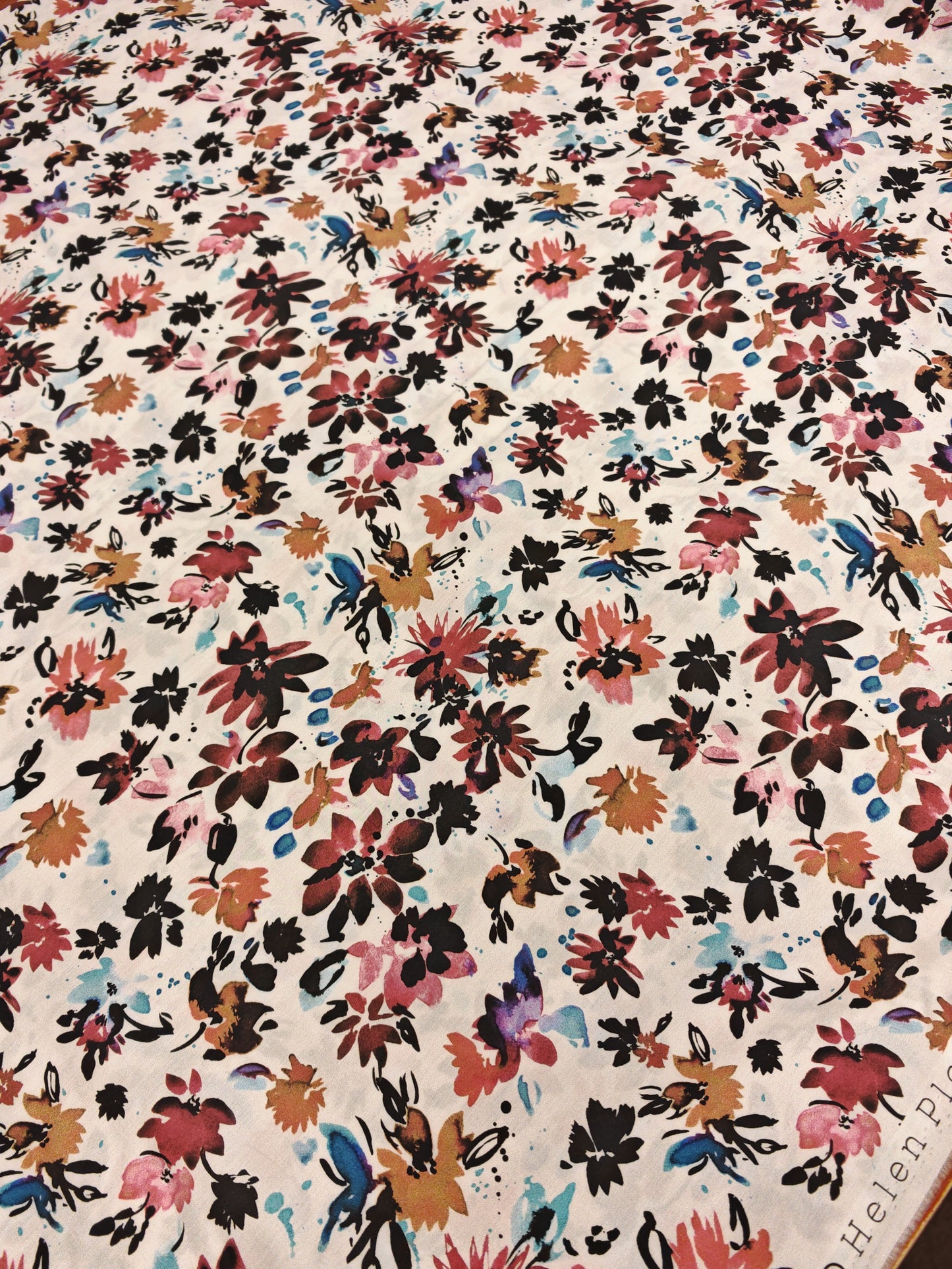 PAINTED MEADOW – DASHWOOD STUDIO FLOURISH – 100% EGYPTIAN GIZA COTTON FABRIC – 146cm WIDE