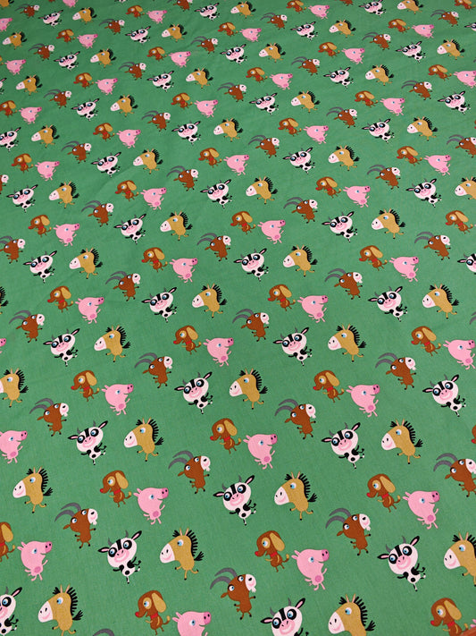HAPPY FARMYARD FRIENDS – 100% COTTON FABRIC – 147cm WIDE