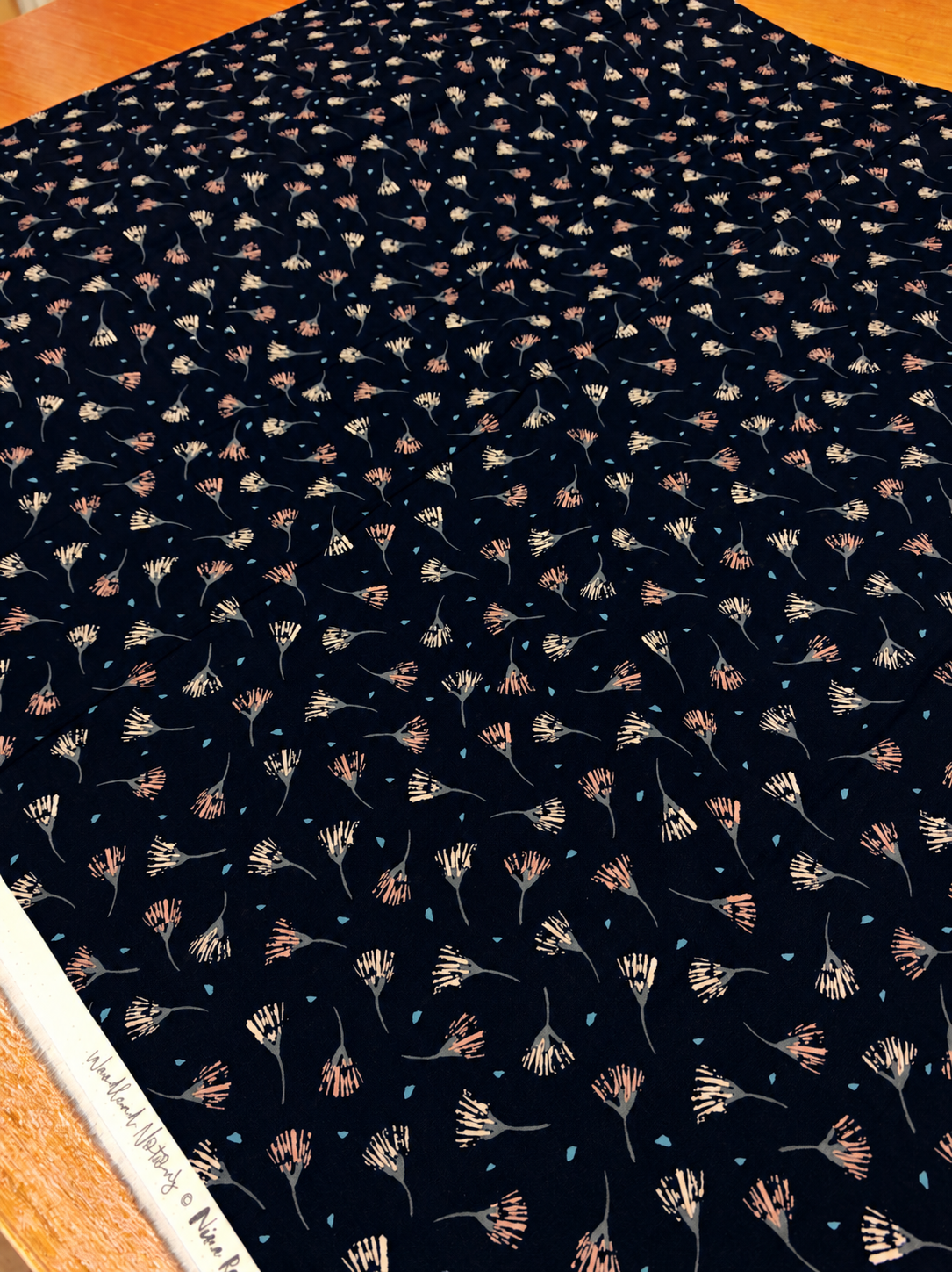 WOODLAND WHISPERS – DASHWOOD STUDIO WOODLAND NOTIONS – 100% COTTON LAWN FABRIC – 146cm WIDE – 2 COLOURWAYS