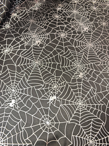 SPIDERS & WEBS – HALLOWEEN PRINTED POLYESTER FABRIC – 161cm WIDE