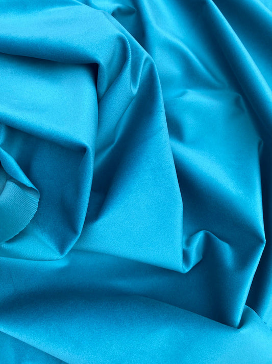 Super Velvet Plush – 148cm / 58" – 100% Polyester (7 Colourways)