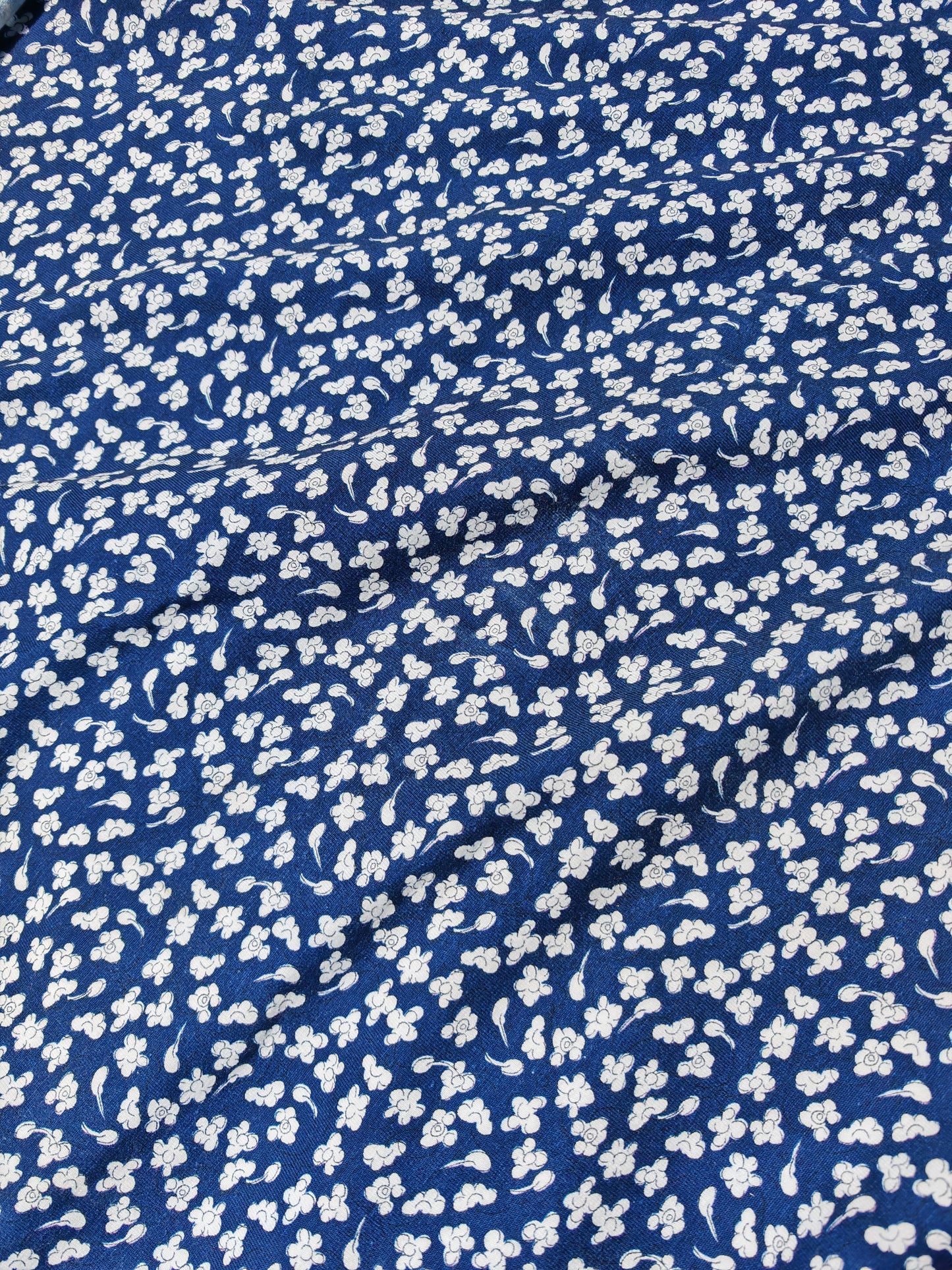 BLUEBELL SCATTER – BLUE DITSY FLORAL COTTON ELASTANE JERSEY FABRIC – 143cm WIDE