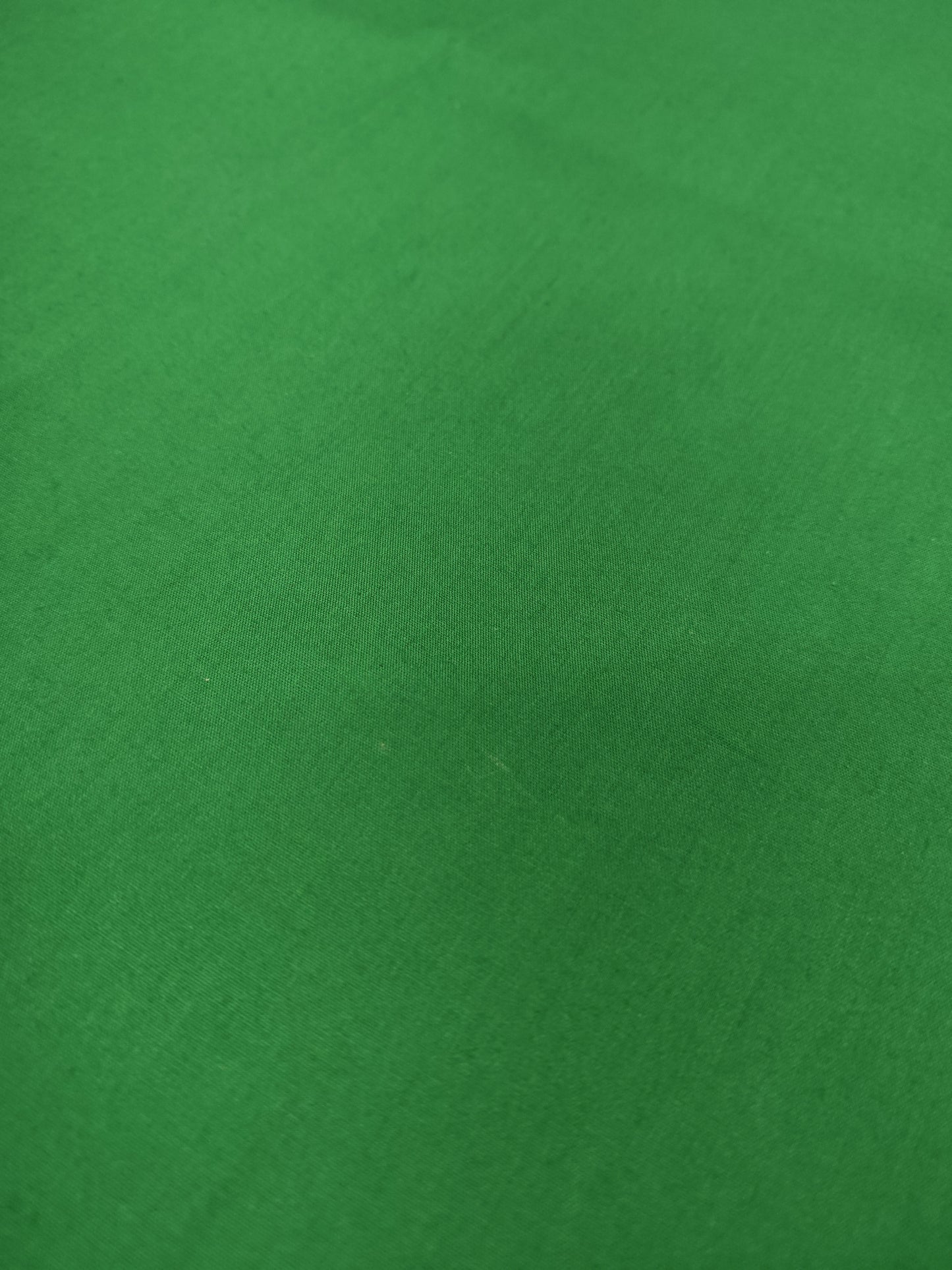 SUPERIOR POPLIN BROADCLOTH – 35% COTTON 65% POLYESTER FABRIC – 112cm WIDE (8 COLOURWAYS)