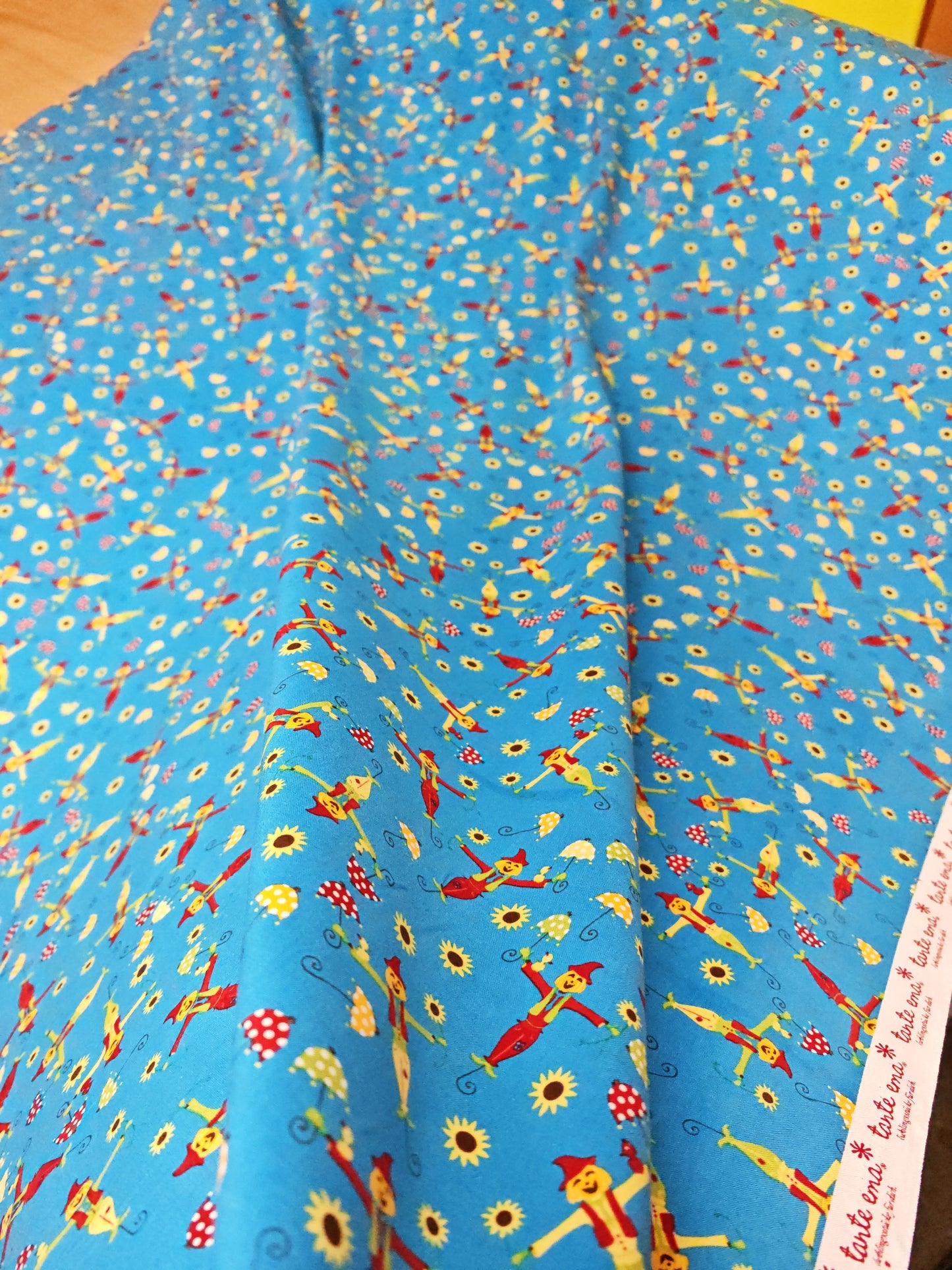 Scarecrows & Sunflowers Cotton Print – 137cm / 54" – 100% Cotton – 3m Piece (3 Colourways)